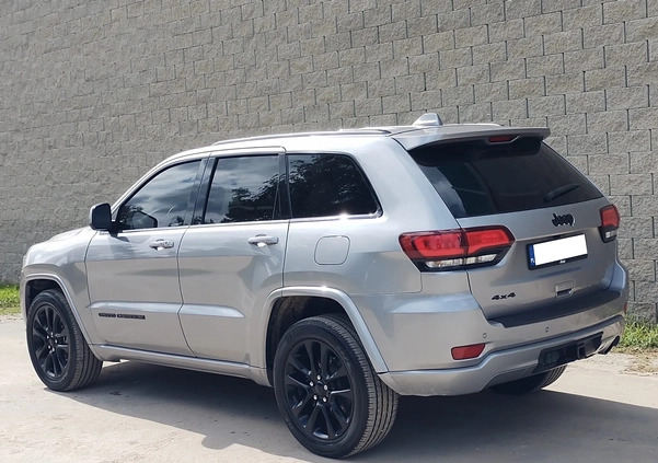 Jeep Grand Cherokee cena 135900 przebieg: 56000, rok produkcji 2020 z Łódź małe 277